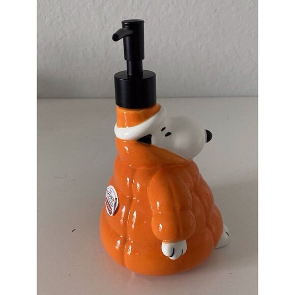 Peanuts Snoopy Soap Lotion Dispenser Orange Quilted Puffer Puffy Jacket NEW - Picture 6 of 11